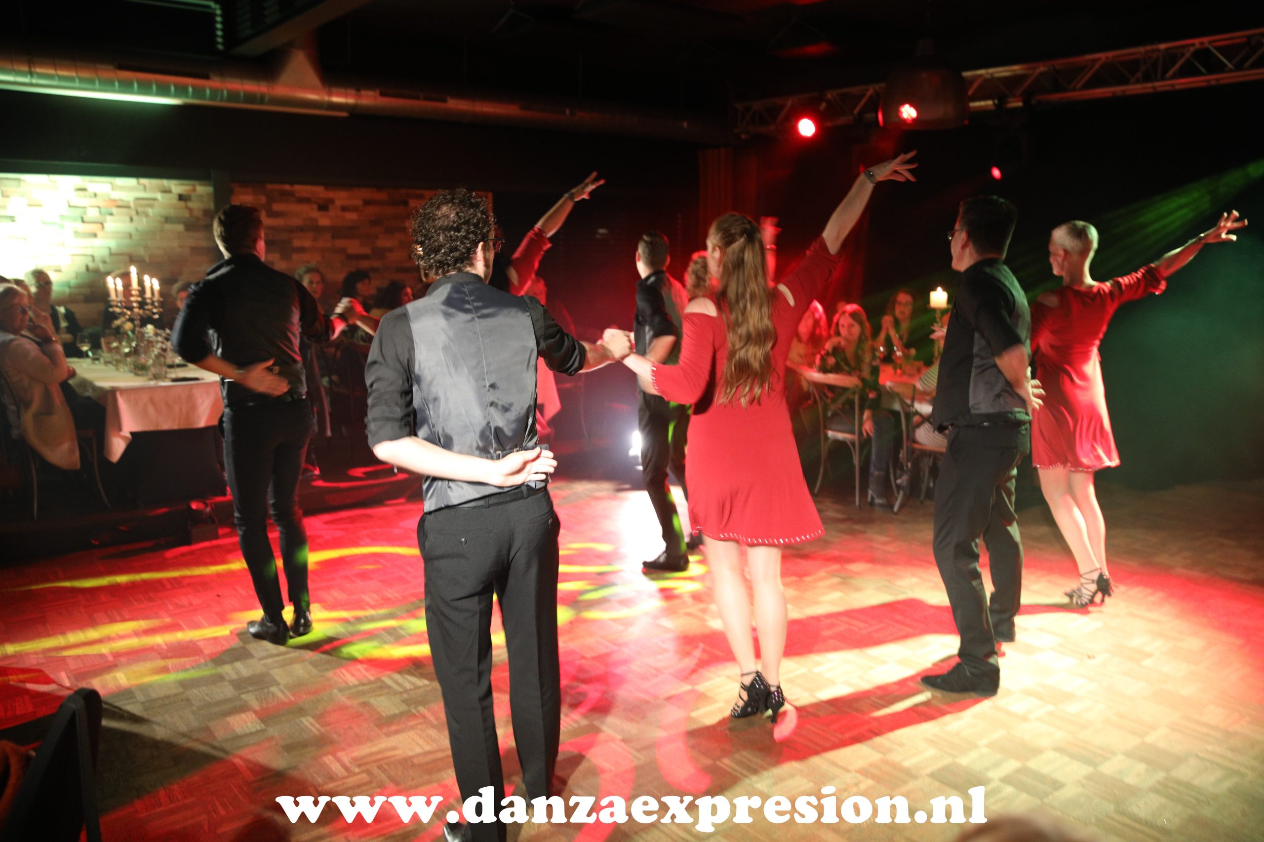 Overons0094519-Expresion-show-23-scaled.jpg